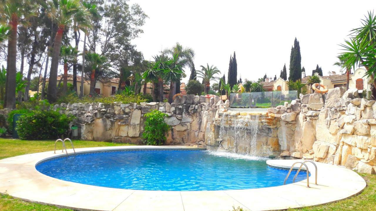 Ferienwohnung El Velerin Estepona Exterior foto